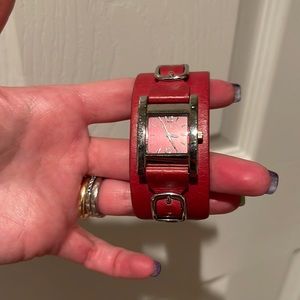 4/$25🦋 Relic Watch